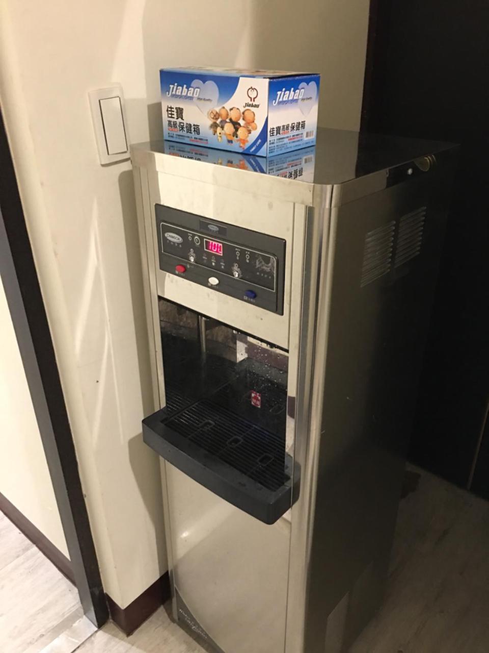 竹北 旅行箱酒店 外观 照片