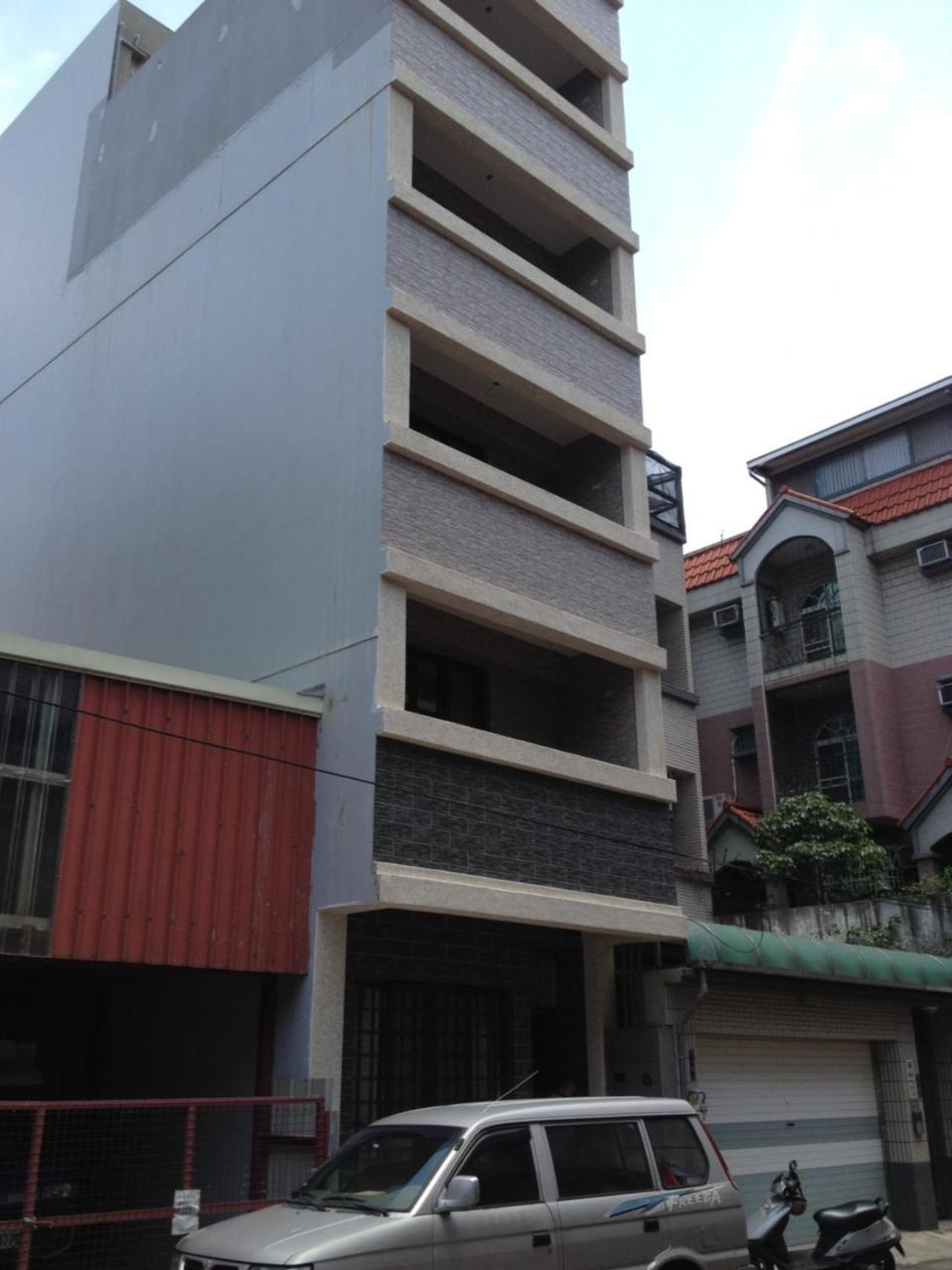 竹北 旅行箱酒店 外观 照片