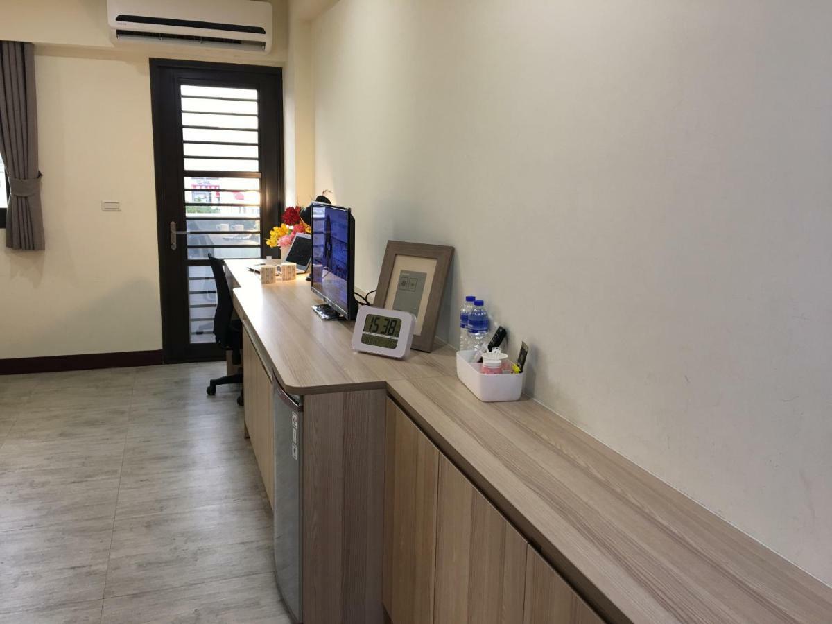 竹北 旅行箱酒店 外观 照片